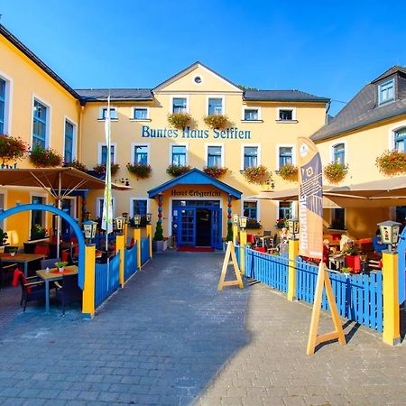 Hotel Erbgericht Buntes Haus Seiffen Exterior foto
