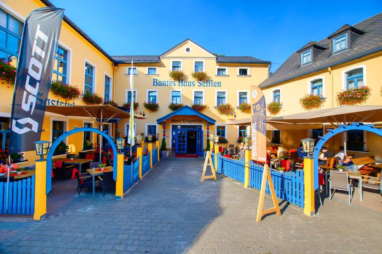 Hotel Erbgericht Buntes Haus Seiffen Exterior foto